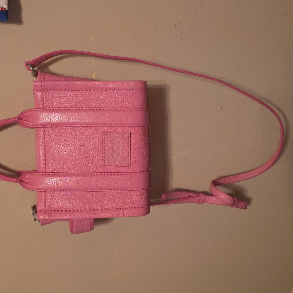 Marc Jacobs Pink Mini 'The Tote Bag' Leather Crossbody Tote - Picture 2 of 6